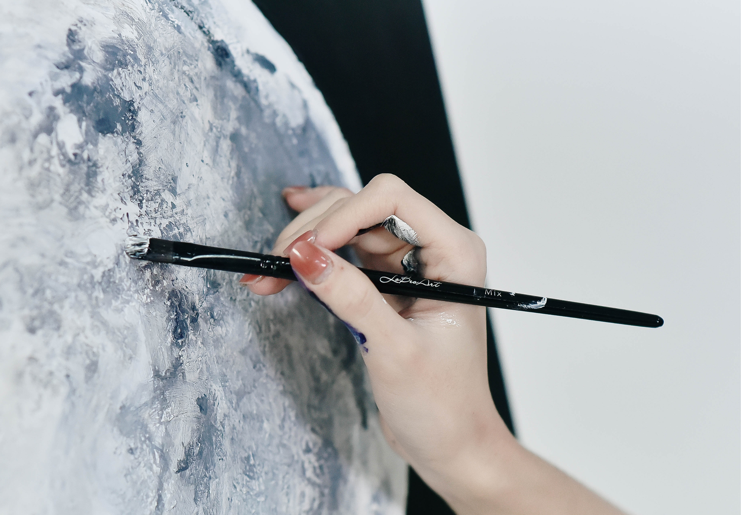 Lobeo Art – Home to Passionate Art Lovers