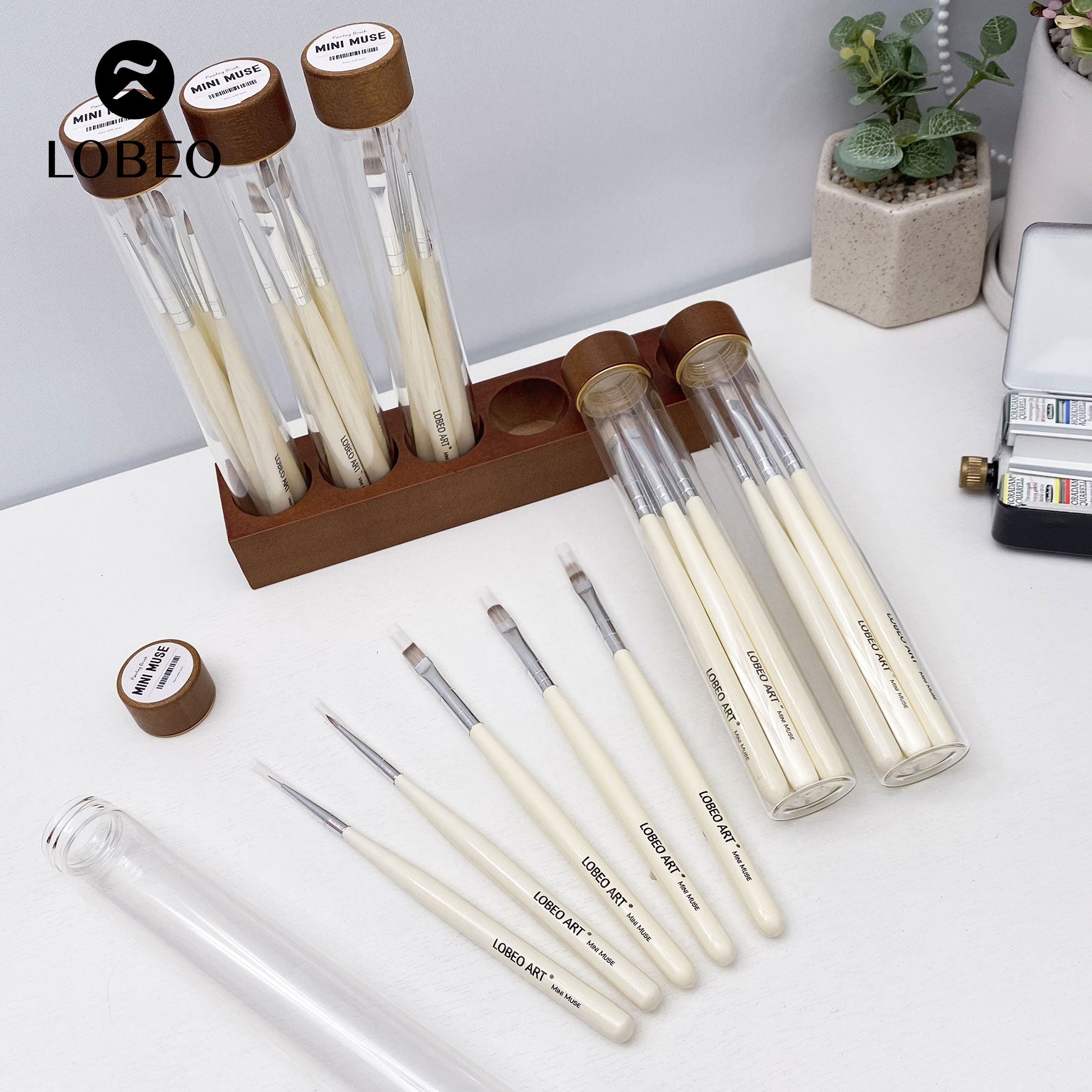 Lobeo Mini Muse Brush Set (5 pcs) - Glass bottle