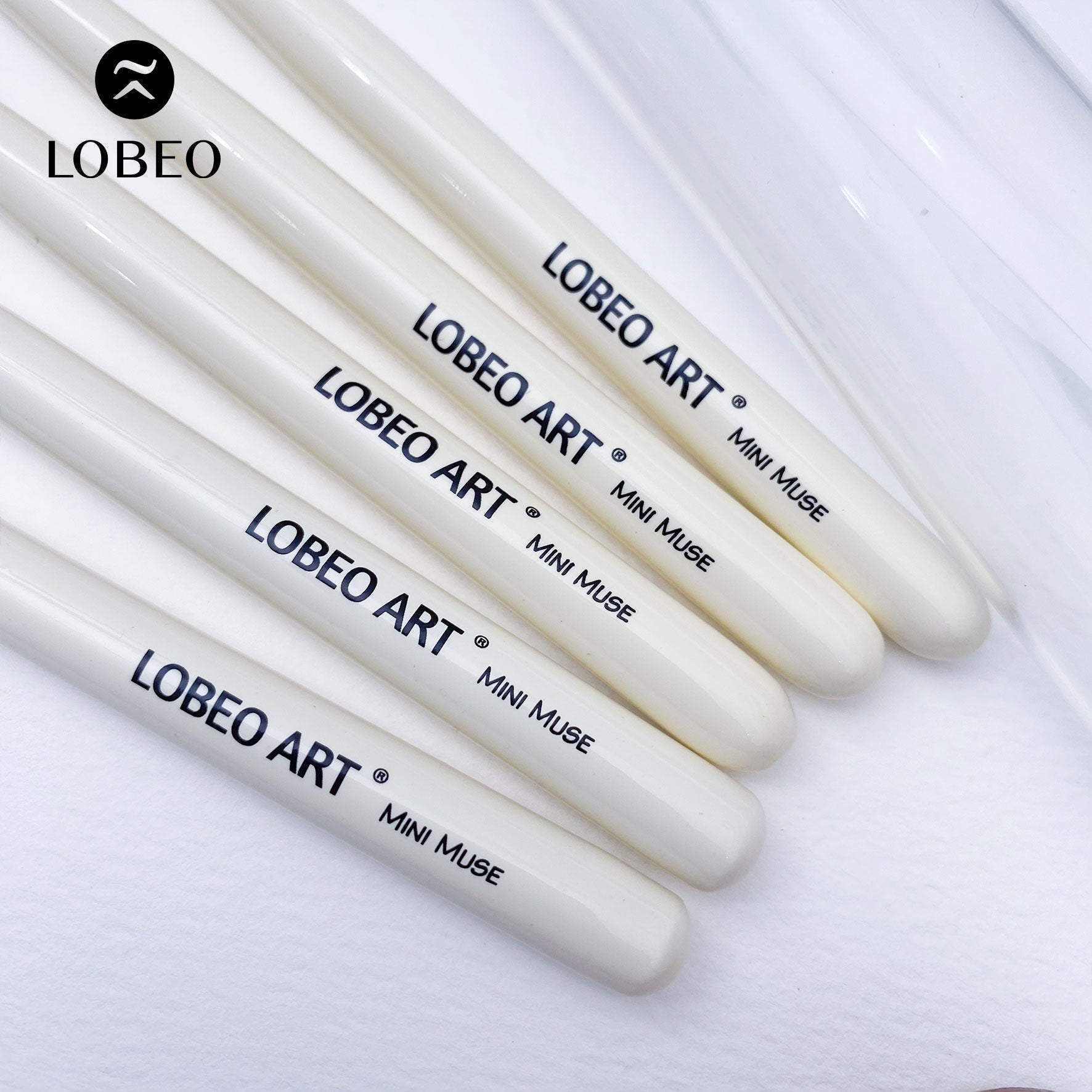 Lobeo Mini Muse Brush Set (5 pcs) - Glass bottle
