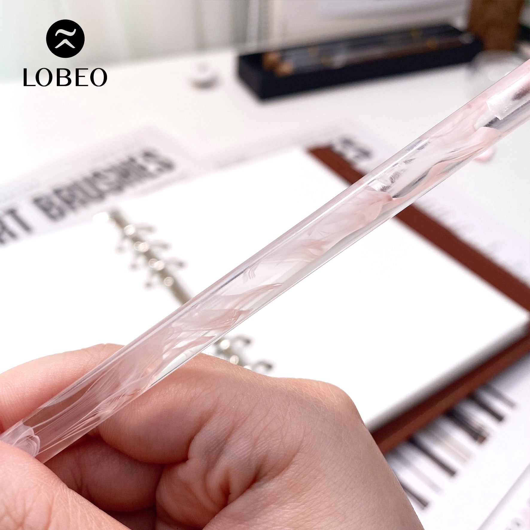 Lobeo Calligraphy Brush – Hong Van LB11013