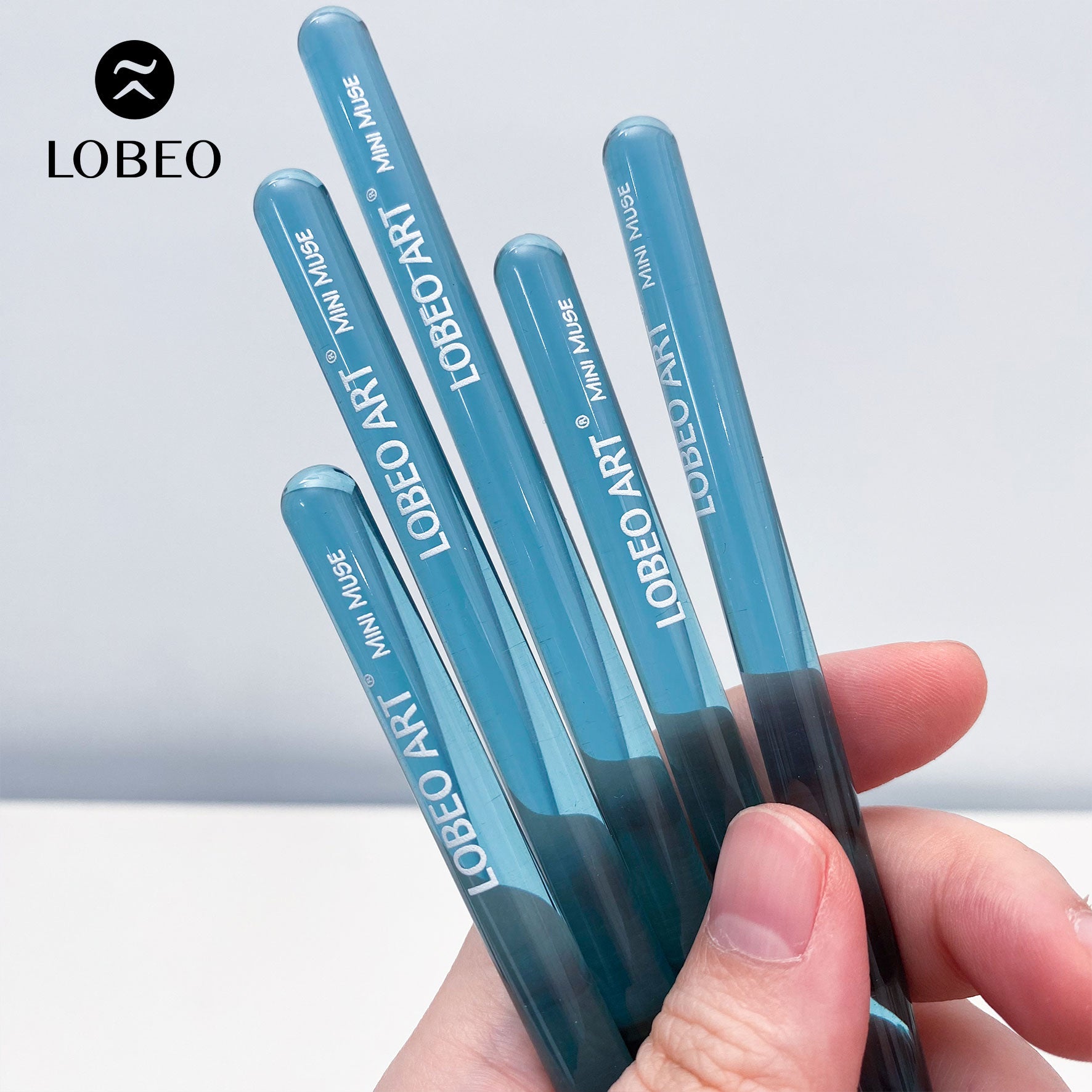 Lobeo Mini Muse Brush – Deep