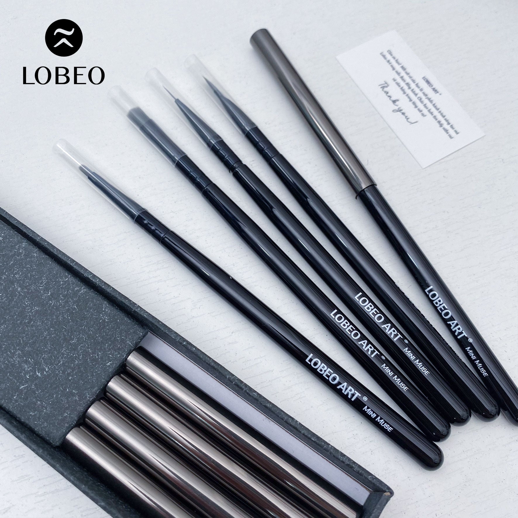 Lobeo Mini Muse Brush Set – Shadow (5 pcs)